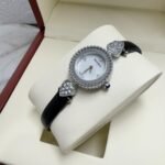 ⁦ساعه BOUCHERON - شكل ناعم - 2026 - إصدار متنوع⁩ - الصورة ⁦2⁩